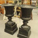 745 1394 GARDEN URNS